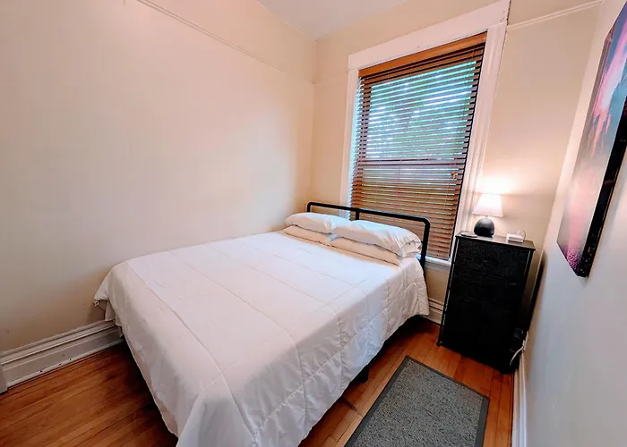 The Roscoe Village Appartement *