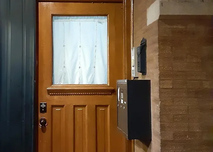 The Roscoe Village Appartement *